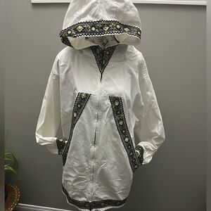 Stylish White Hooded Jacket with Black Embroidery